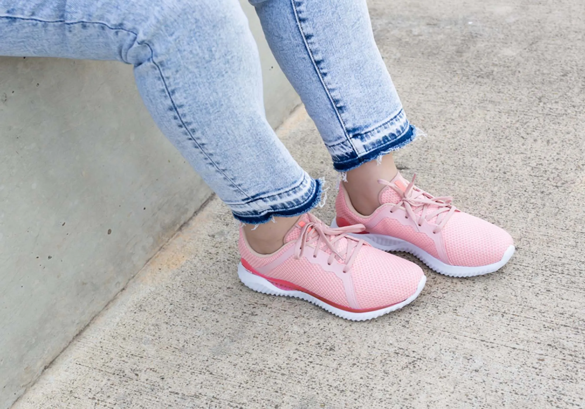 Actvitta Amora Womens Comfy Lightweight Cushioned Lace Up Active Shoes Actvitta Shoes