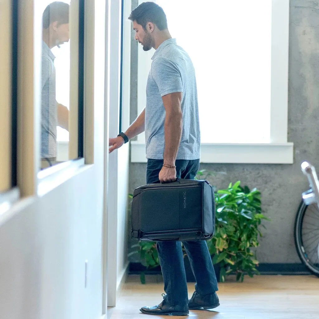 Bags Nomatic Travel Pack (V2) - The Most Functional Travel Pack Ever