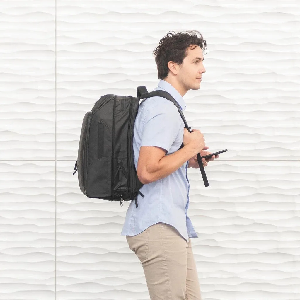 Bags Nomatic Travel Pack (V2) - The Most Functional Travel Pack Ever
