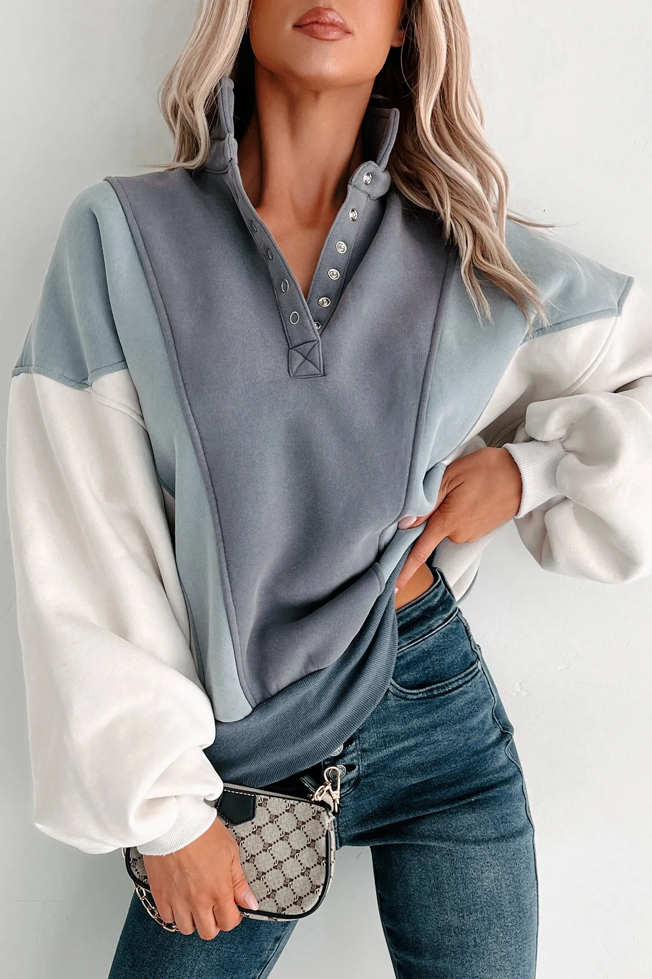 Blizzard Blues Colorblock Pullover Sweatshirt (Blue Multi)