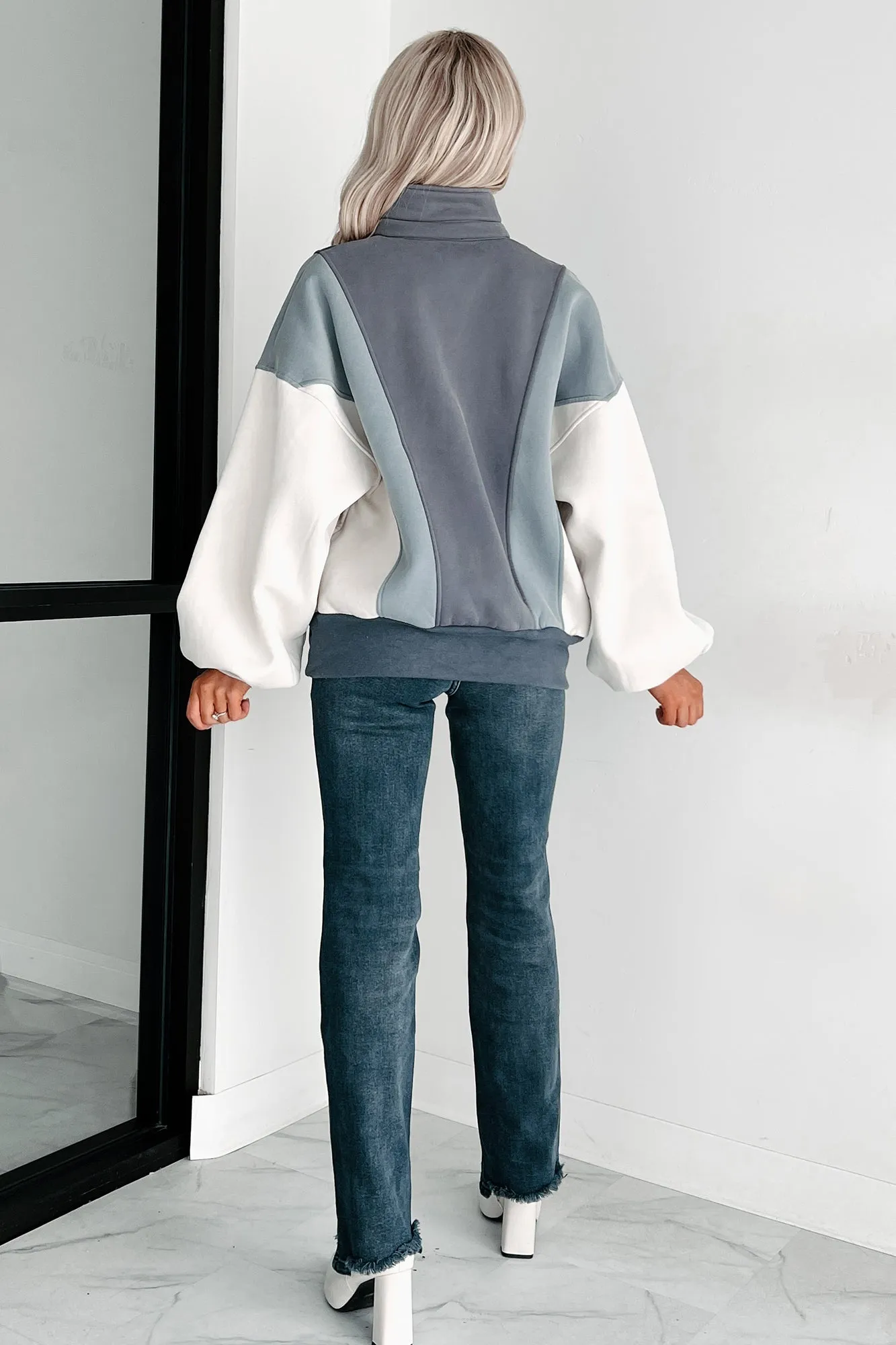 Blizzard Blues Colorblock Pullover Sweatshirt (Blue Multi)