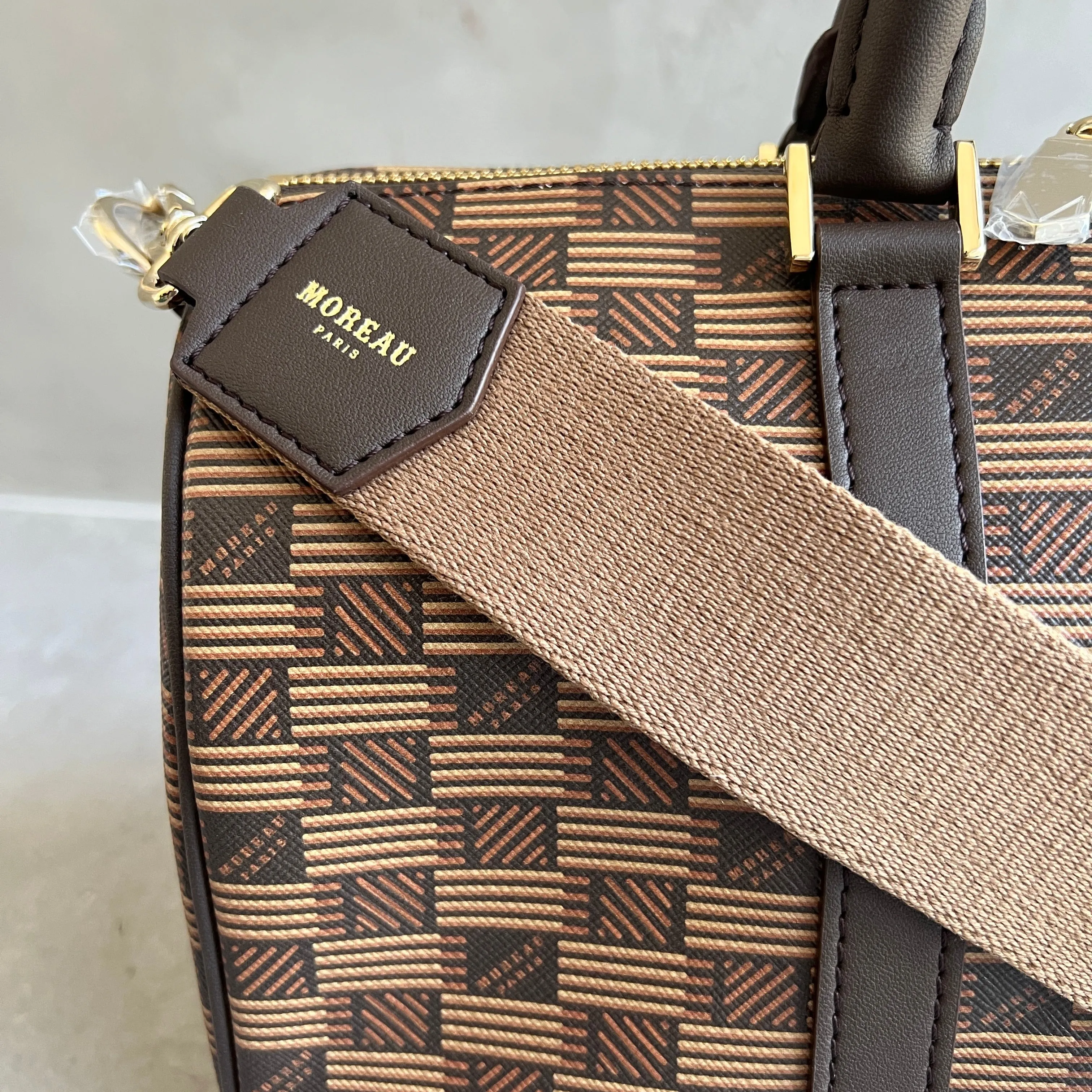 Boston Med Bionet, Choc Moreau Bags