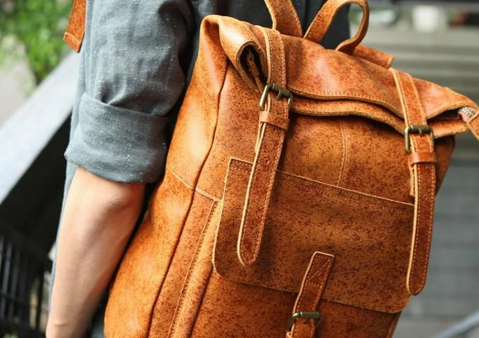Cool Leather Mens Backpack Travel Backpacks Vintage Laptop Backpack for men