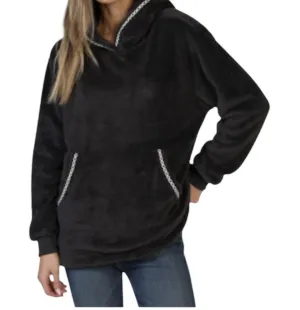 Cozy Hooded Pullover In Black