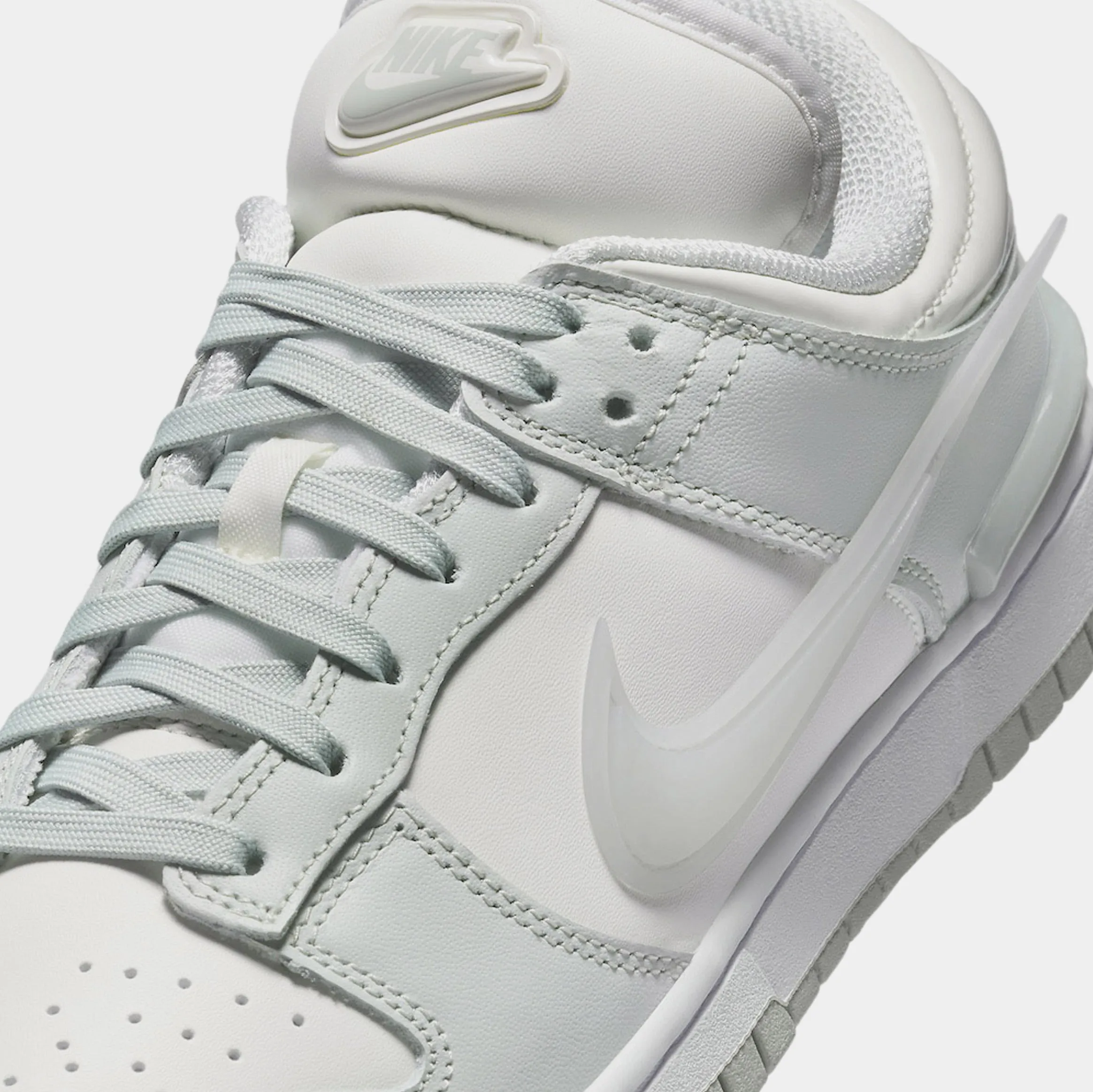 Dunk Low Twist Womens Lifestyle Shoes (Light Silver/Sail/White)