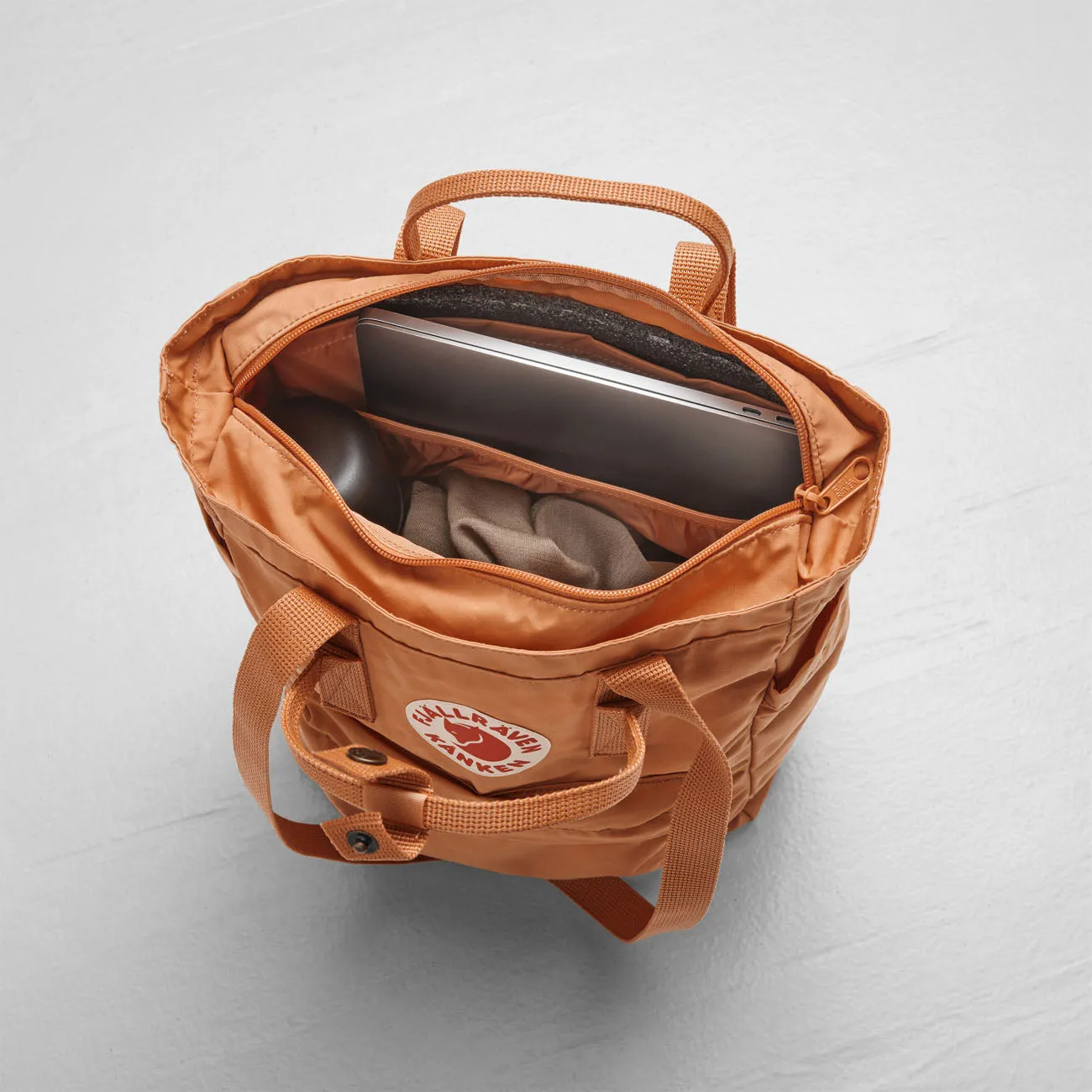 Fjallraven Kanken Totepack Rowan Red Fjällräven Kånken Bags