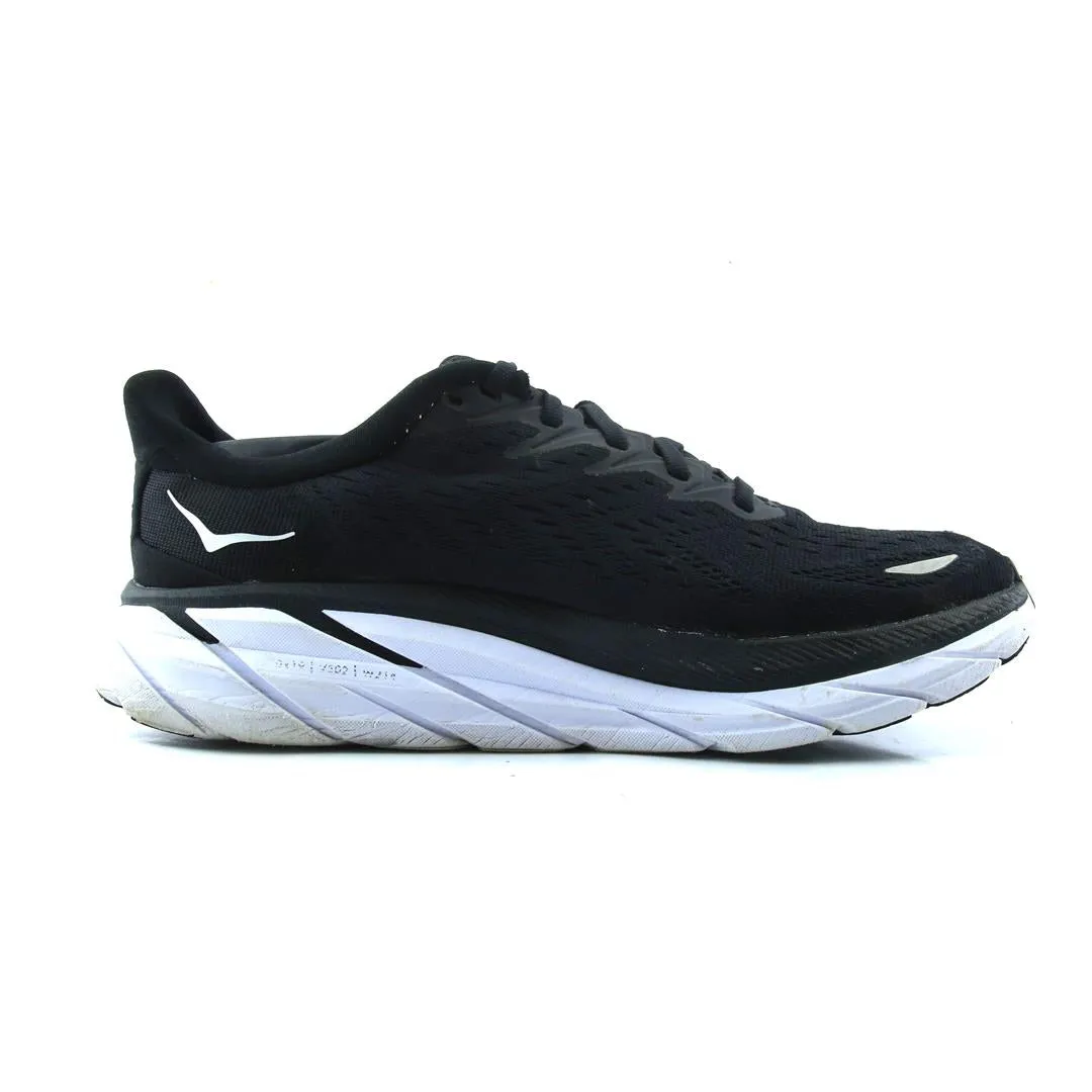 HOKA ONE ONE CLIFTON 8