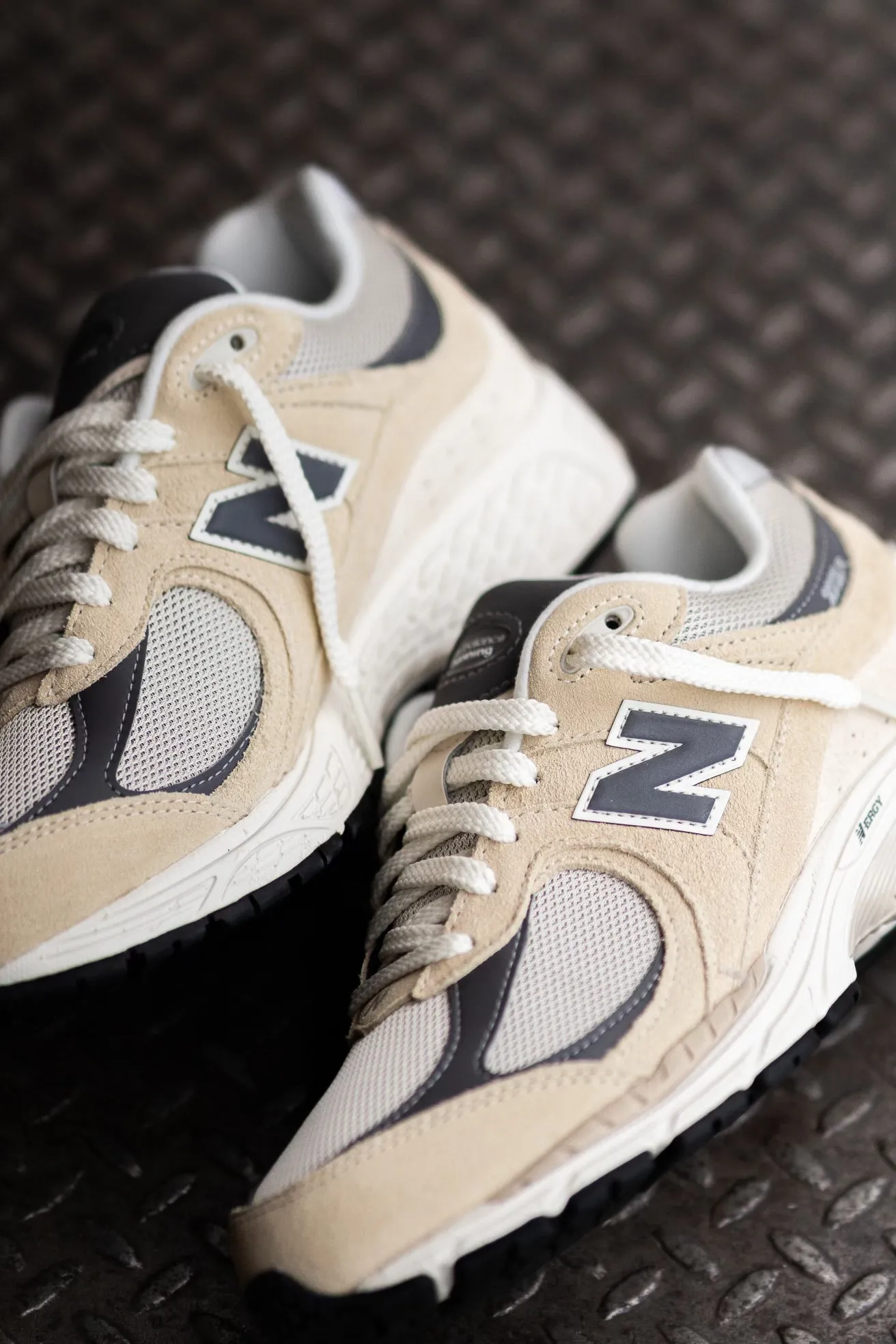 Mens New Balance 2002R (Sandstone Magnet) - M2002RFA