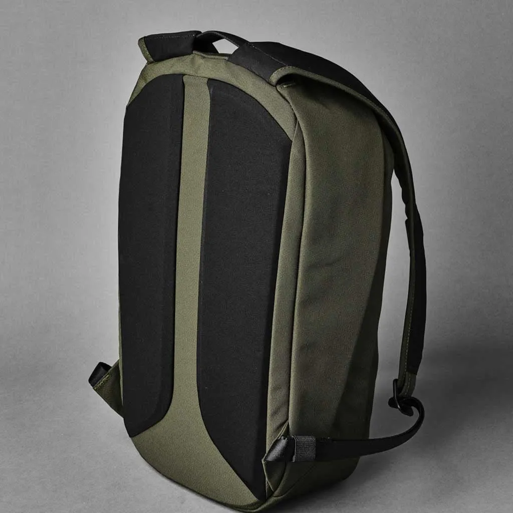 Metro Backpack Alpaka Bags