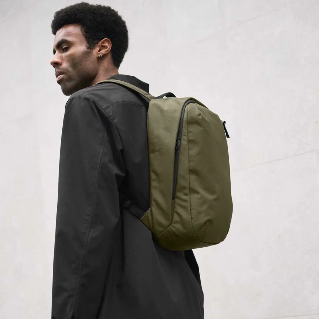 Metro Backpack Alpaka Bags