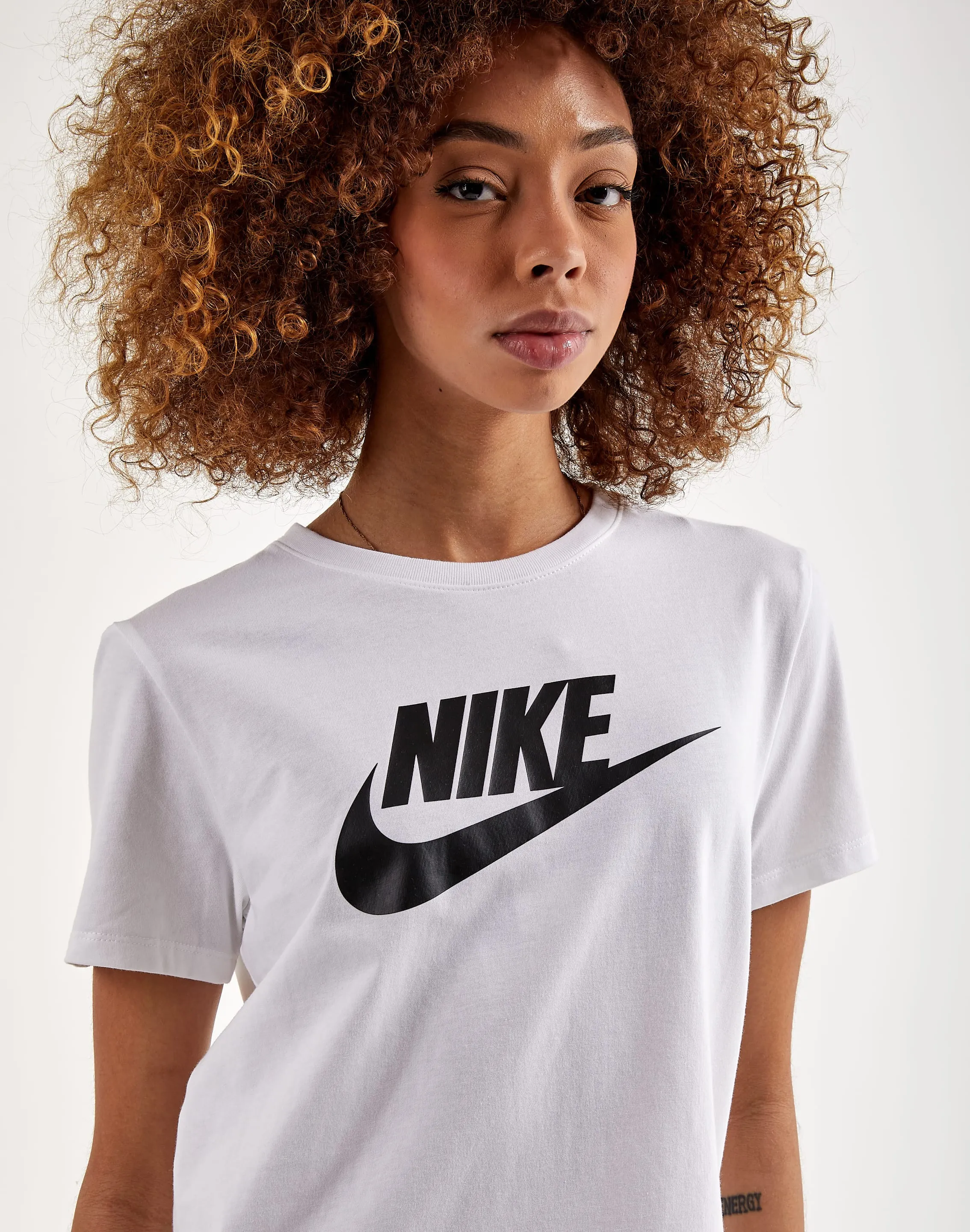 Nike Essential Icon Futura Tee