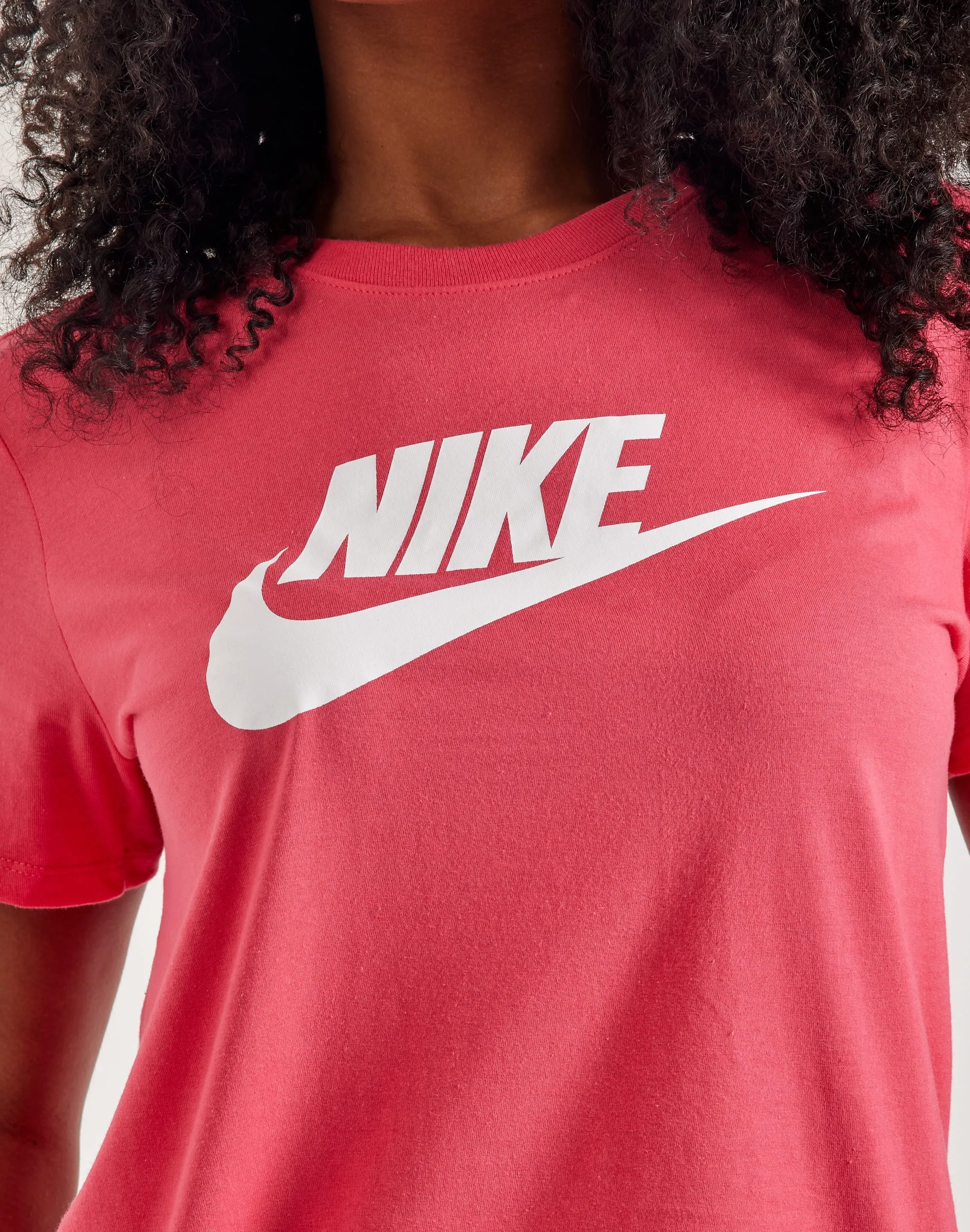 Nike Essential Icon Futura Tee