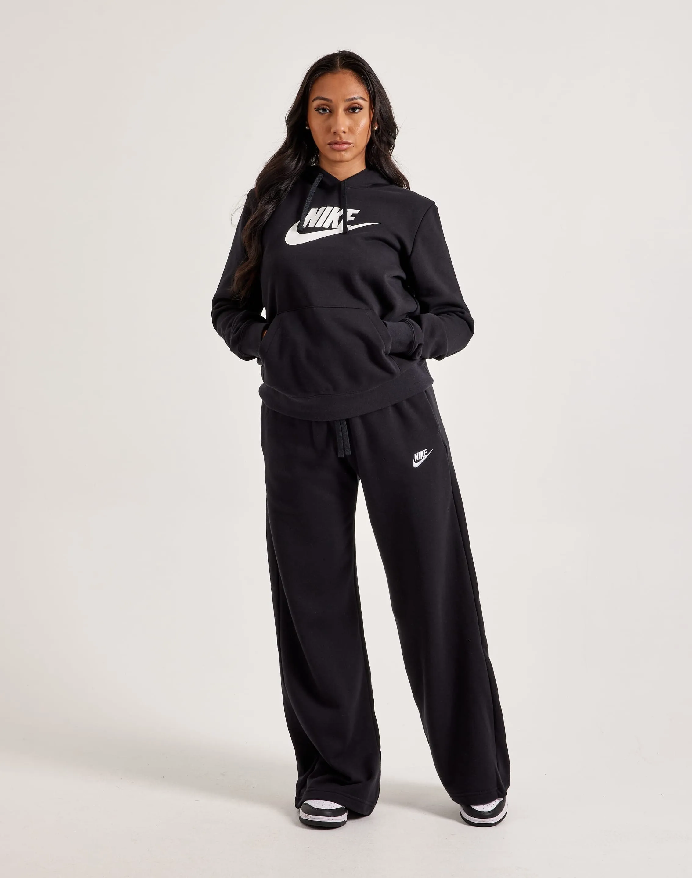 Nike Graphic Club Fleece Pullover Hoodie