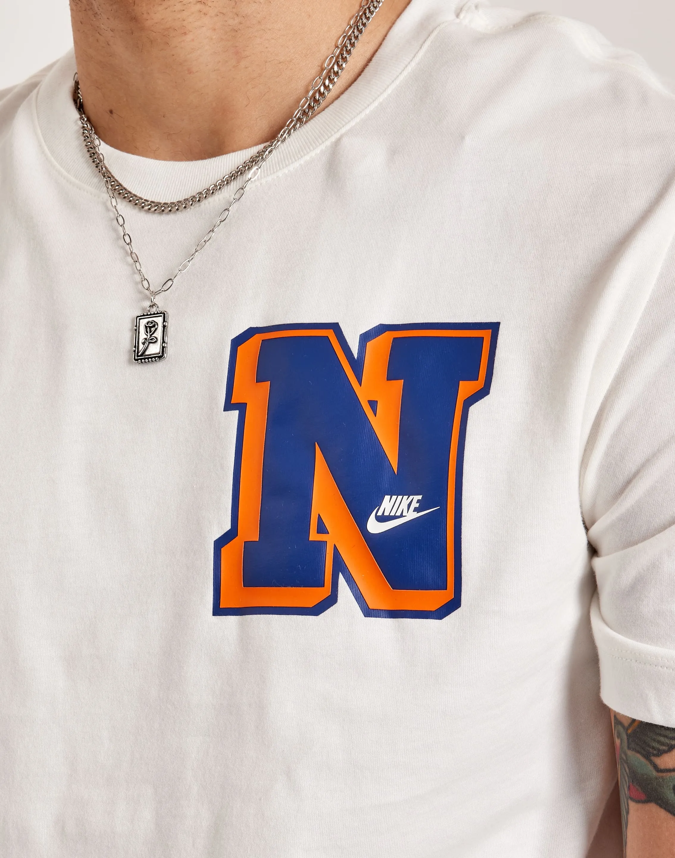 Nike Sportswear Tee