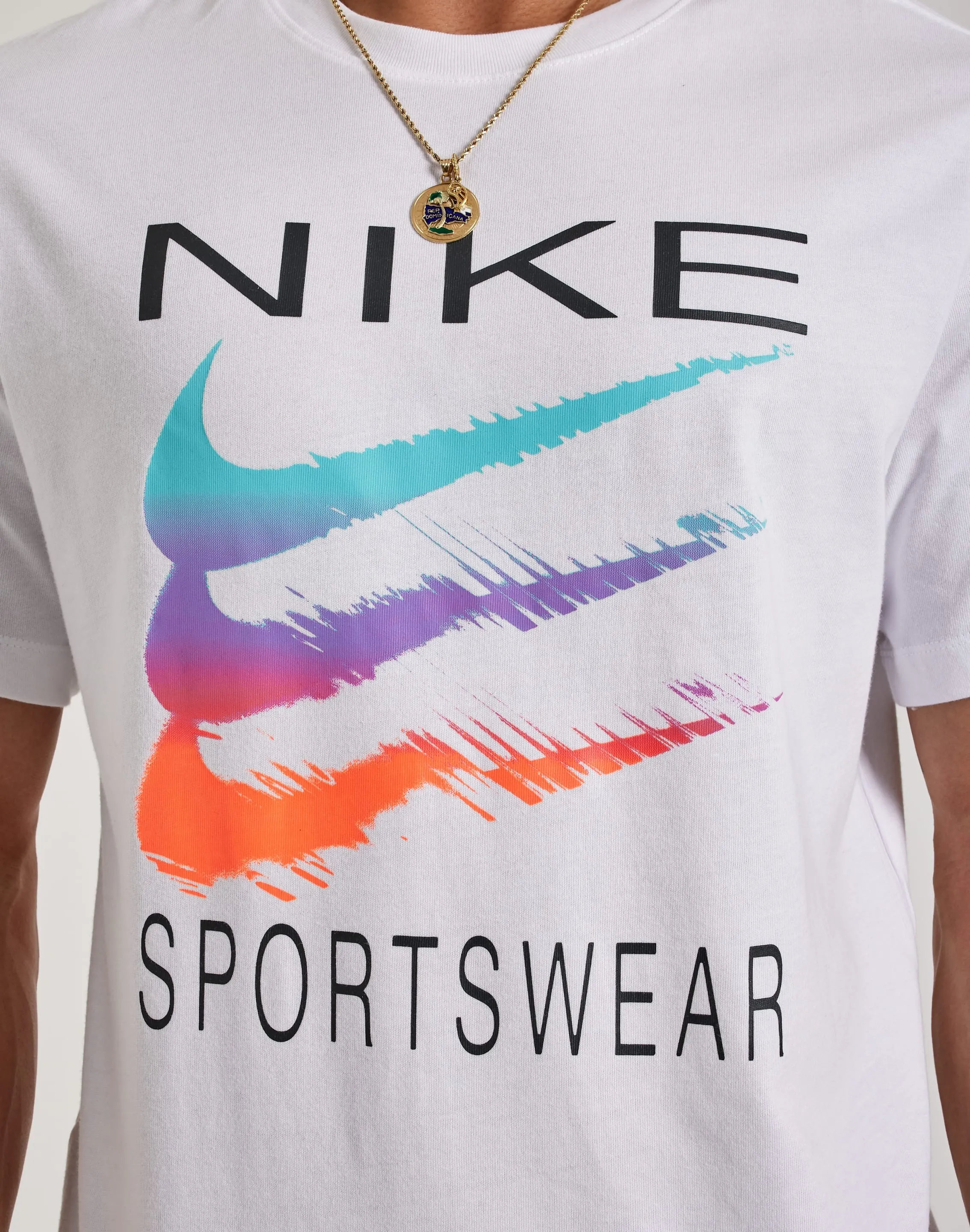 Nike Sportswear Tee