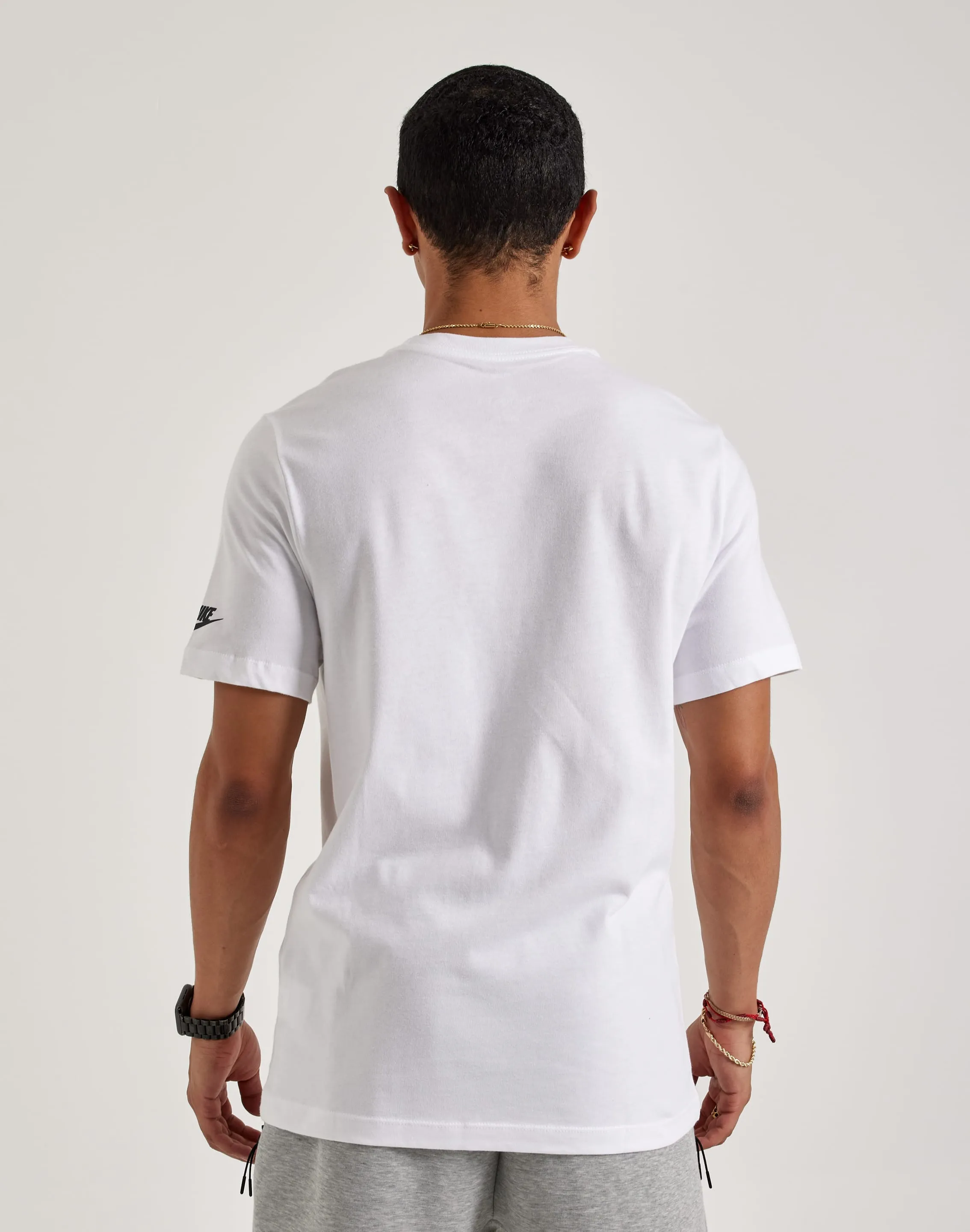 Nike Sportswear Tee