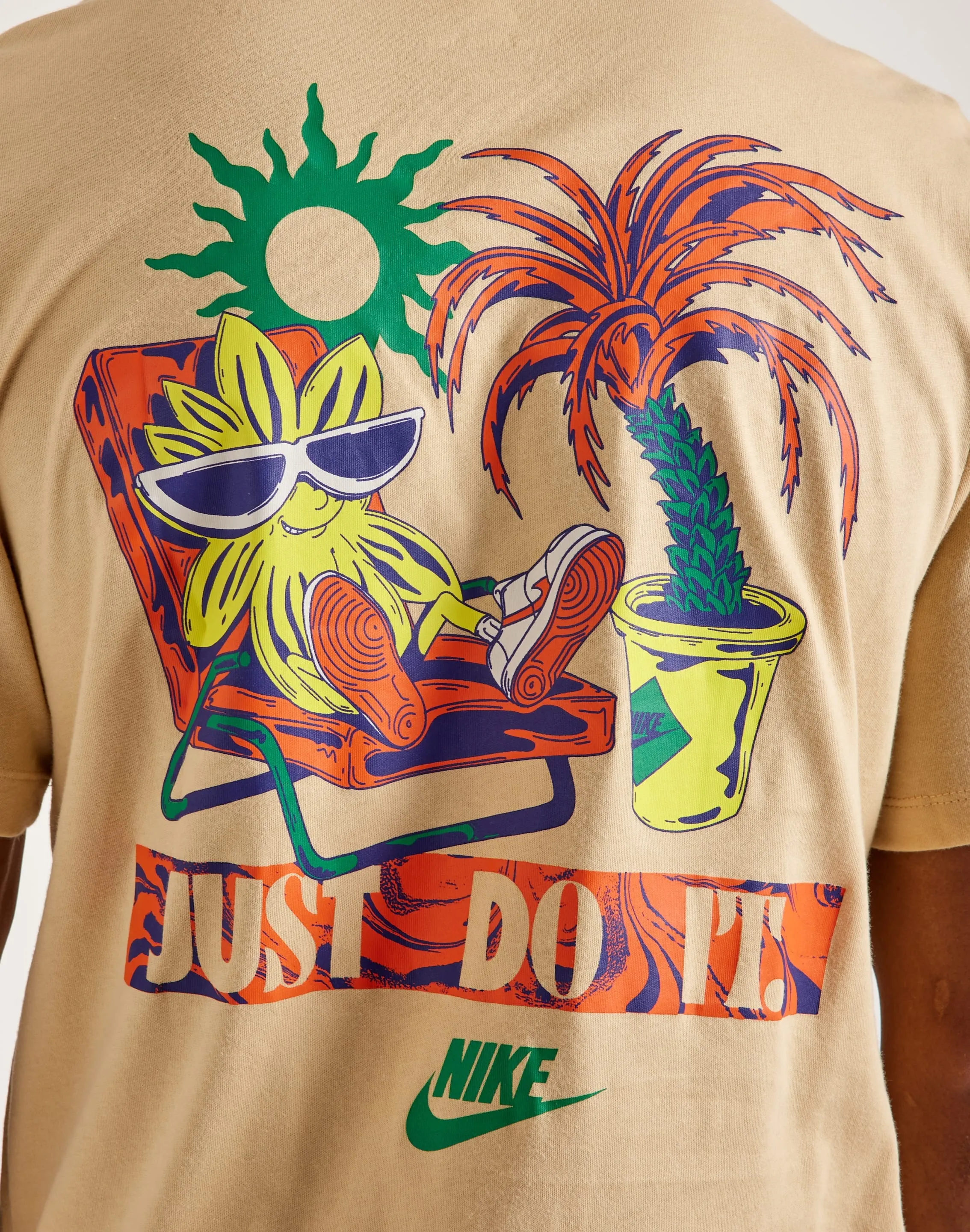 Nike Sportswear Tee