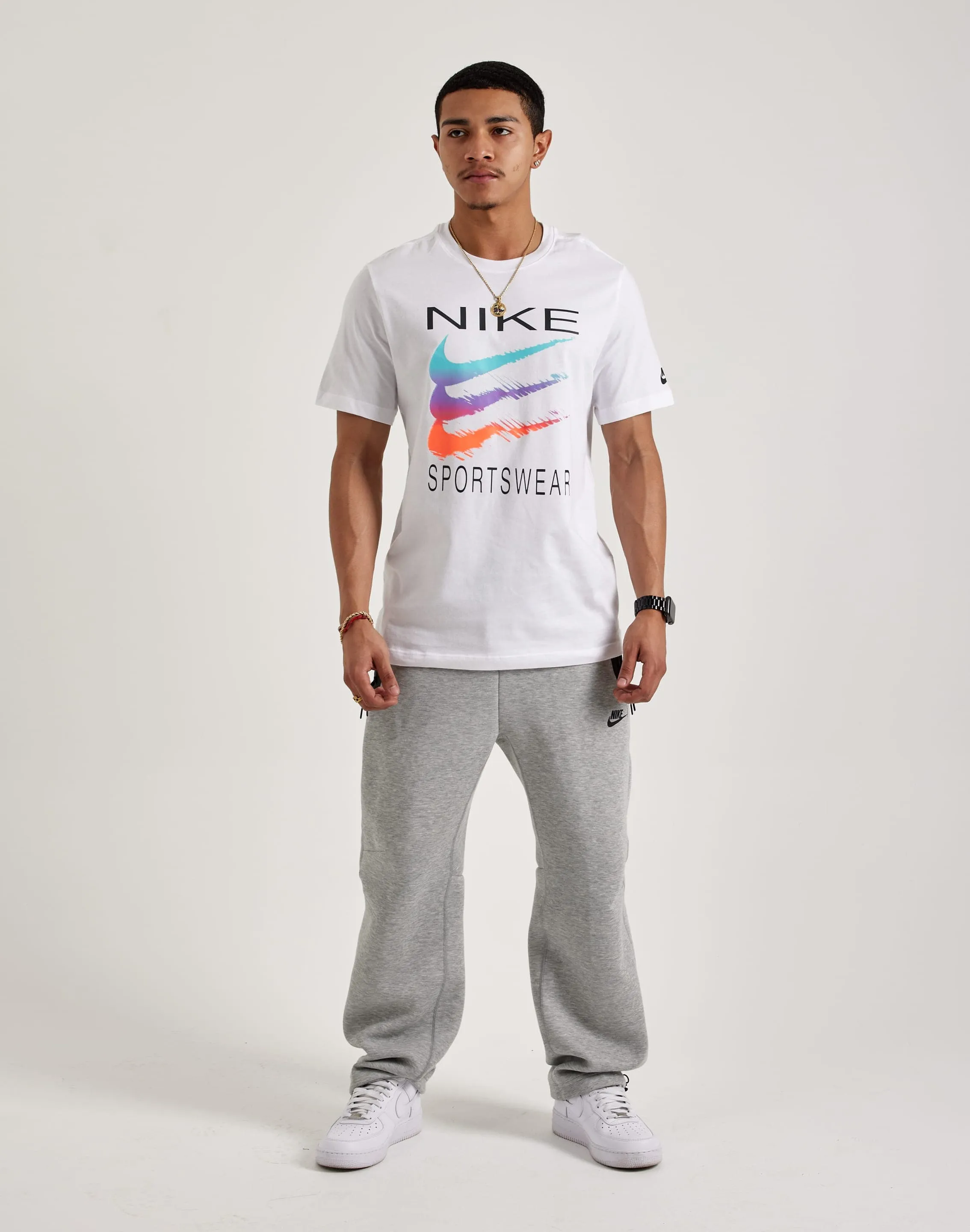 Nike Sportswear Tee