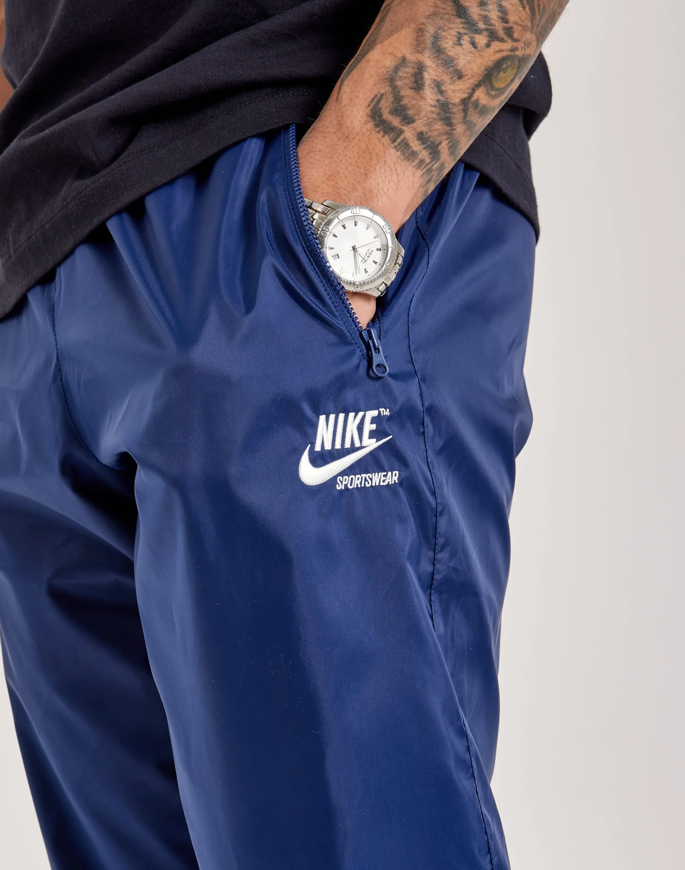 Nike Sportswear Woven Graphic Pants
