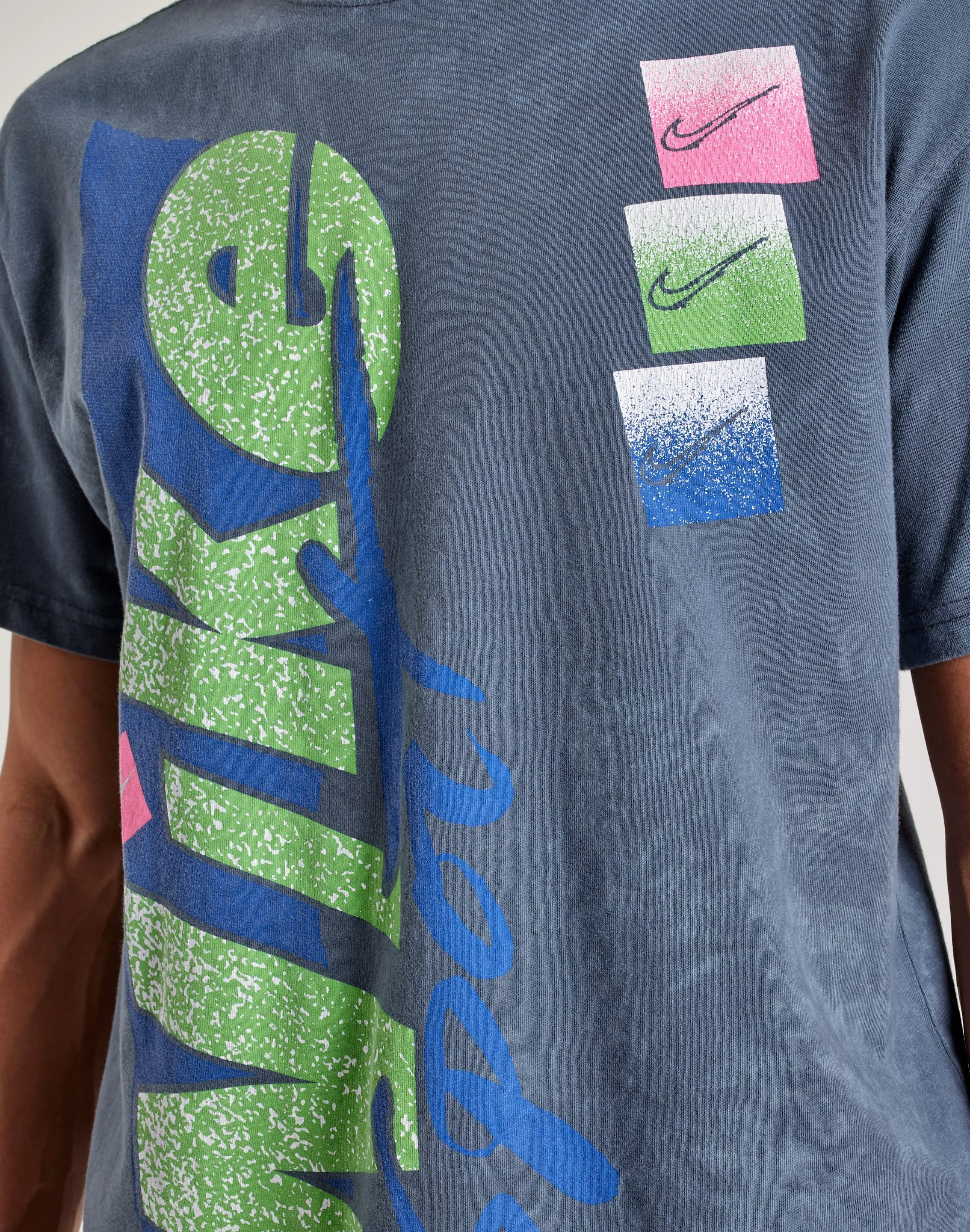Nike Vintage '90s Tee