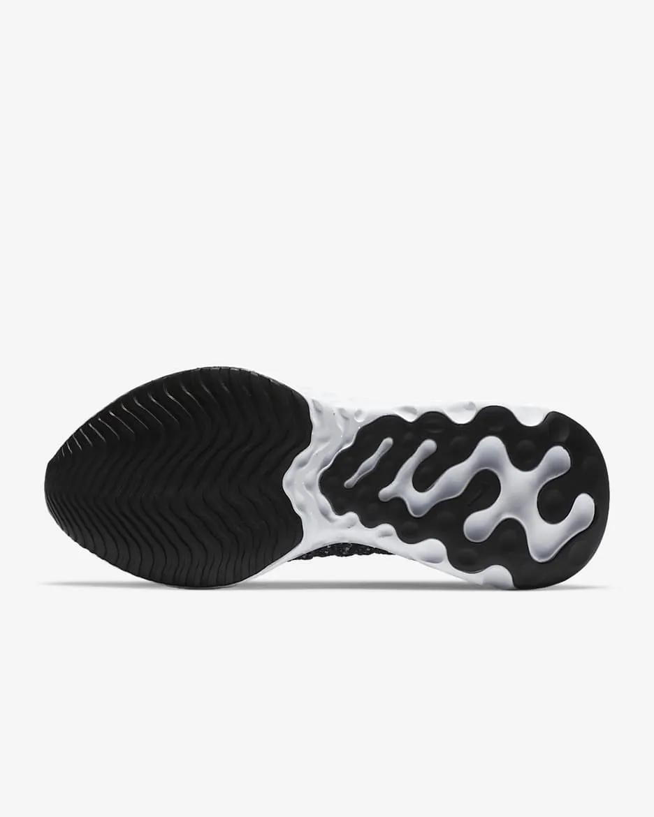 Nike Women's React Phantom Run Flyknit 2 Shoes - Black / White
