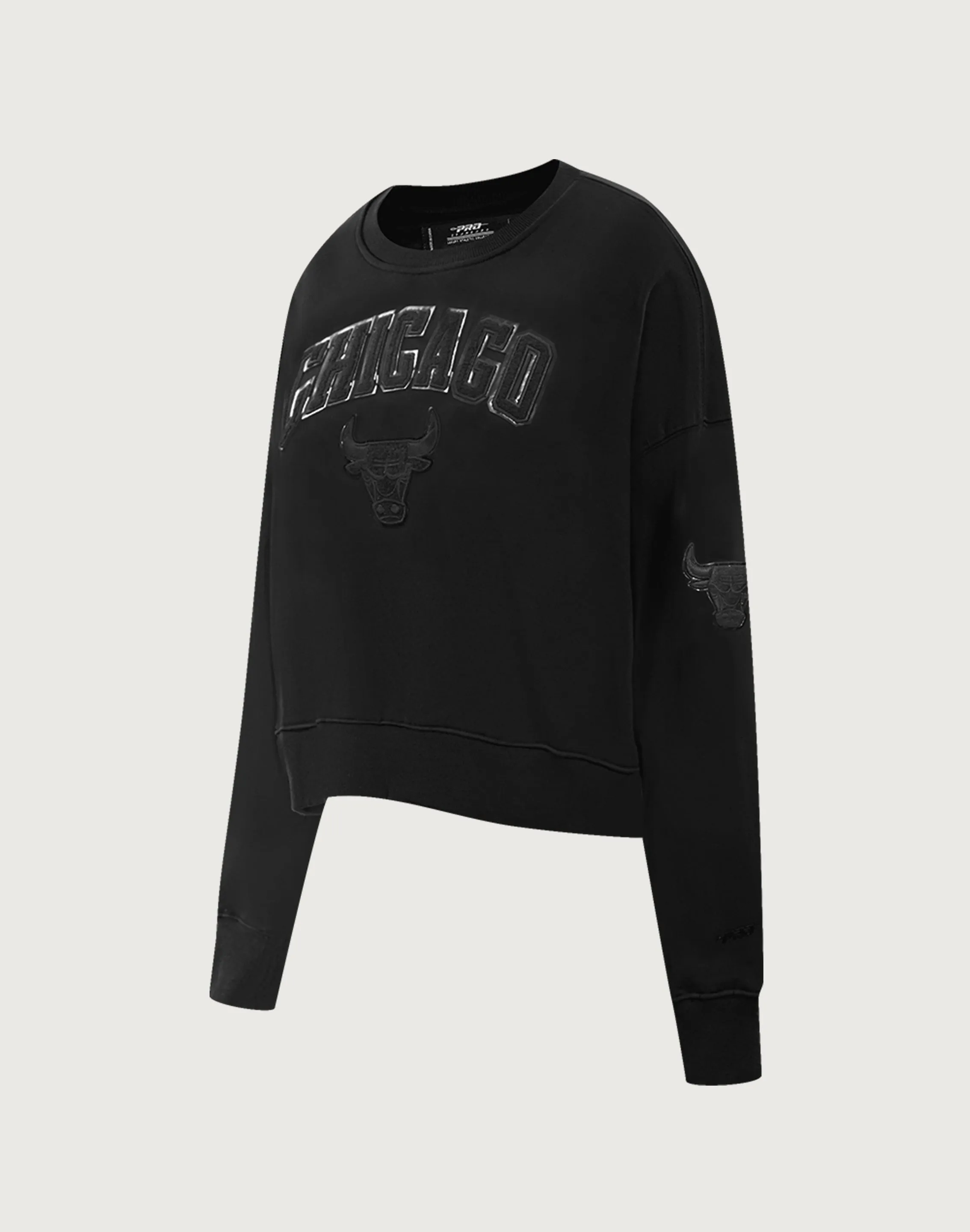 Pro Standard Chicago Bulls Triple Black Crewneck