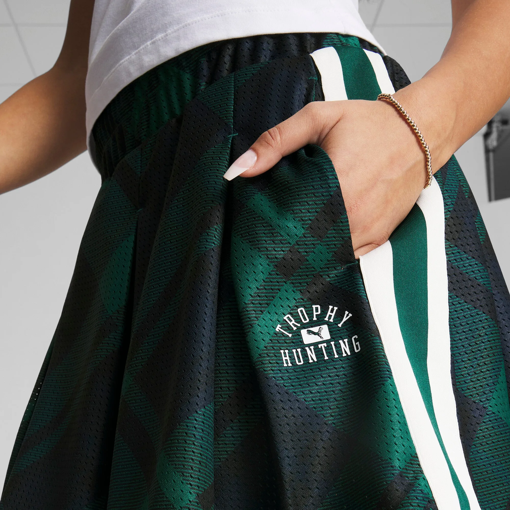 PUMA Women's x TROPHY HUNTING Basketball Skirt