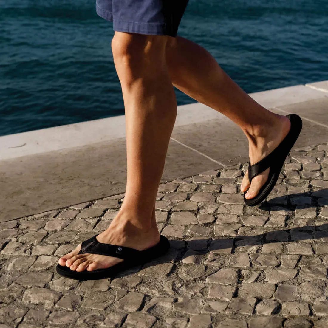 Reef Phantom Nias Mens Sandal - Black