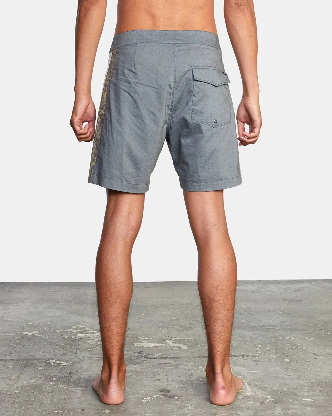RVCA Stray Boardshort Trunk 17" - Black