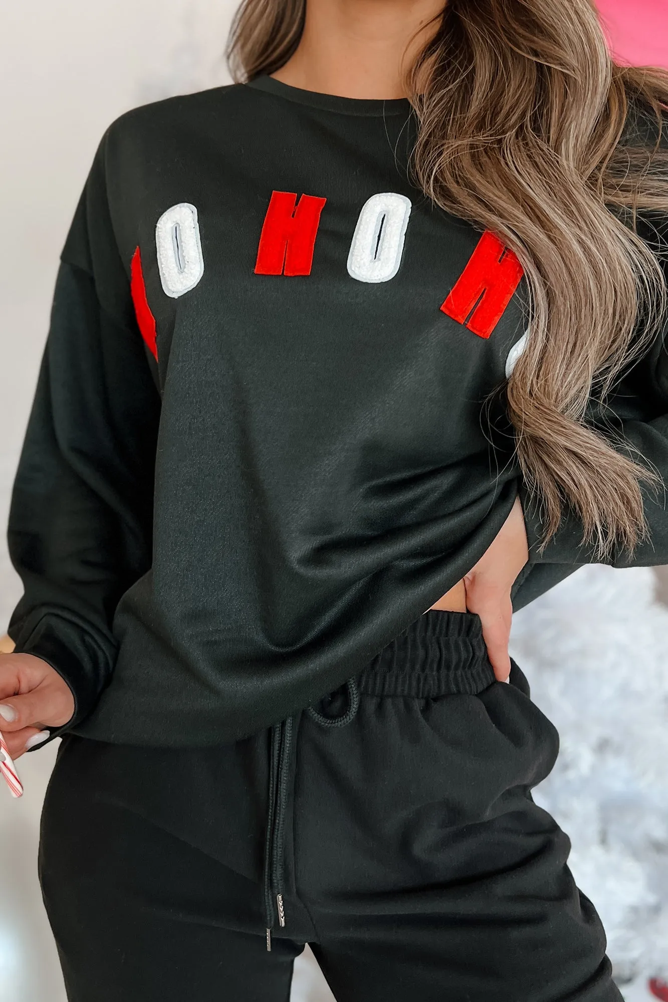 Santas Says Letter Patch Holiday Top (Black)