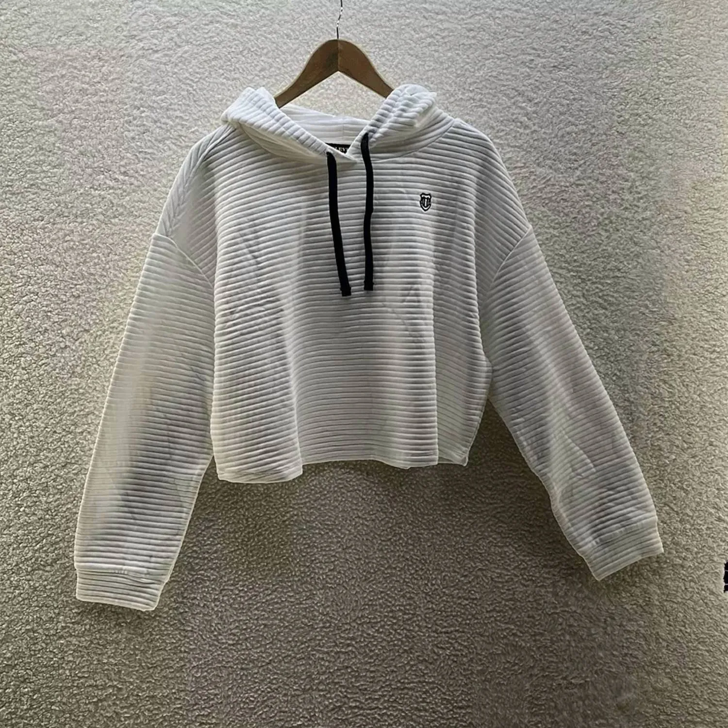 Speedwalk Pullover Hoodie In White