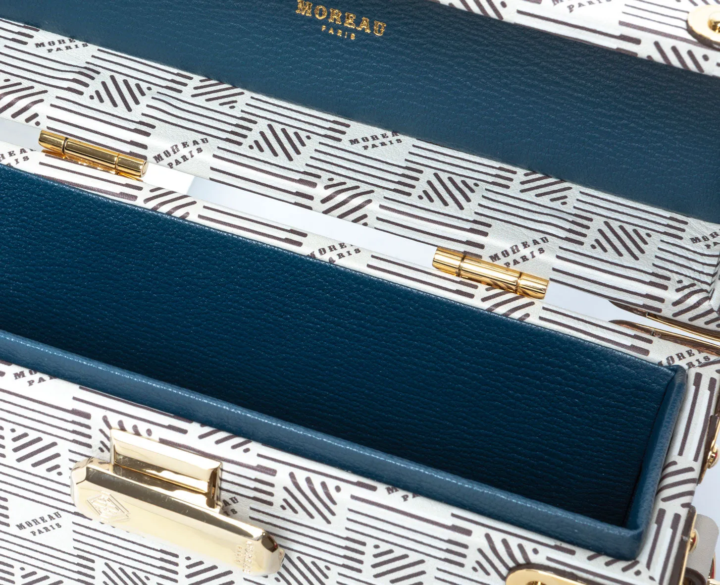 Victoria Mini Trunk, Milk Moreau Bags