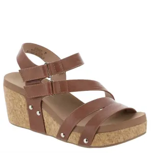 Women Giggle Wedge Sandal In Bourban
