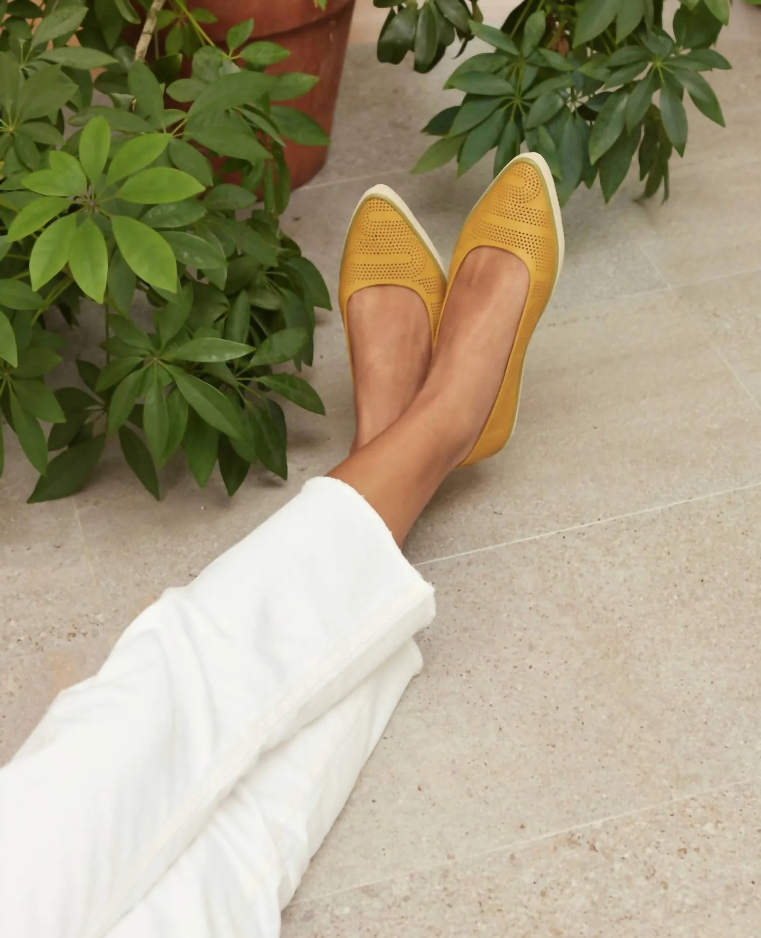 Women Usha Shoe In Ambra